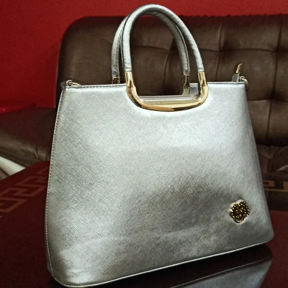 Silver Bag - Picture 3 of 4